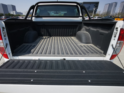 Lüks Dongfeng Rich 6 EV 4x2 Çift Taksi Kamyonet Arabalar LHD 3